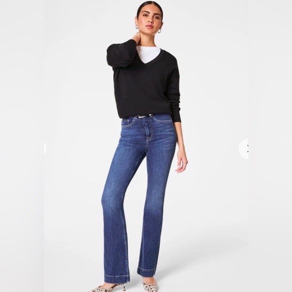 SPANX Denim - SPANXsculpt redefine size 6 flare jeans